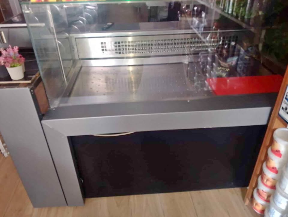 Vitrine positive 1.5m