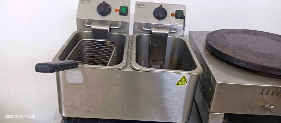 Friteuse électrique double