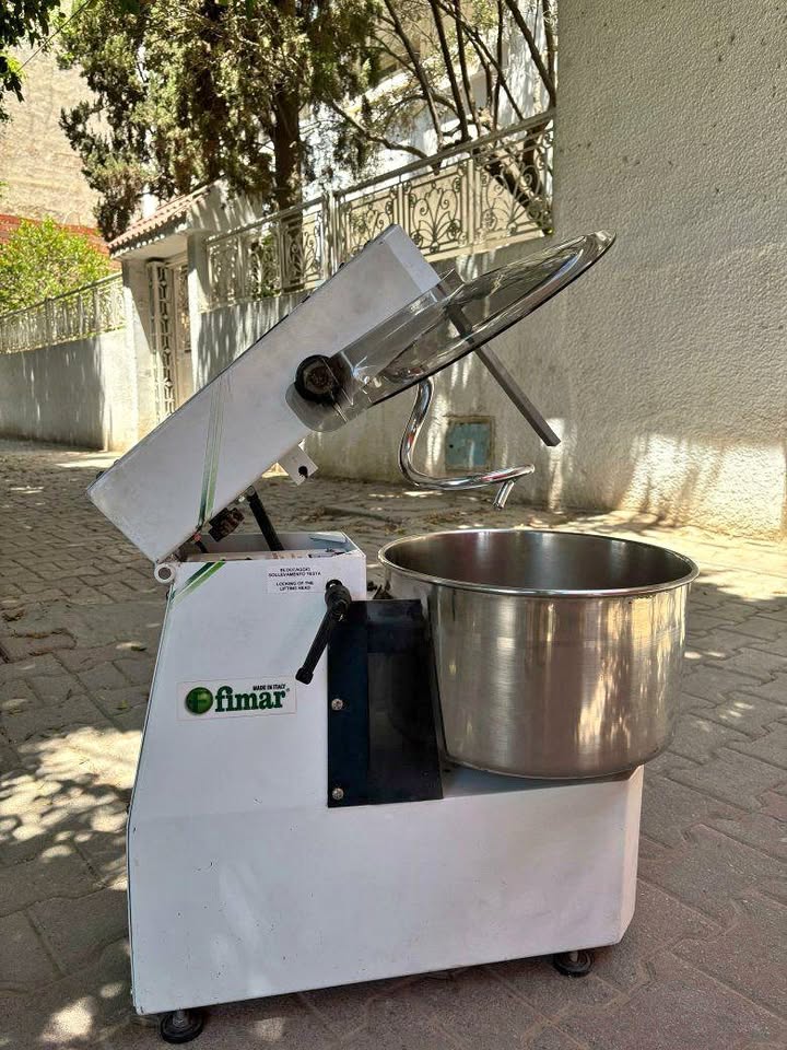 pétrin FIMAR 20 Litre importe Italie 🇮🇹🇮🇹 très bon état comme neuf
