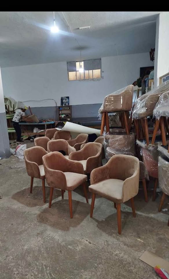 Chaise chaise café