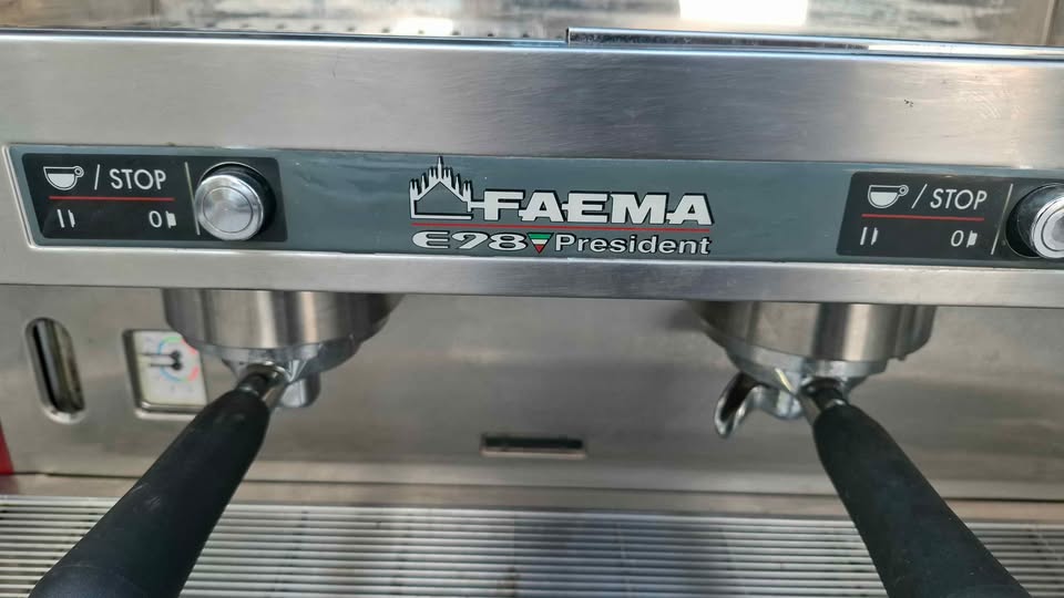 Machine a cafe faema importer semi automatique — miniature 6