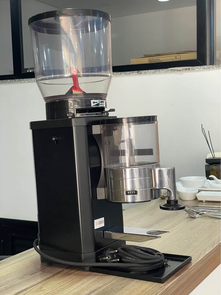 Moulin a cafe ANFIM CAIMANO 220V — miniature 2