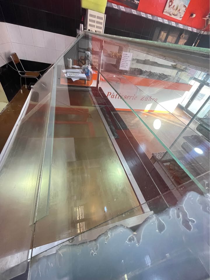 Vitrine chaud et vitrine sans moteur — miniature 3