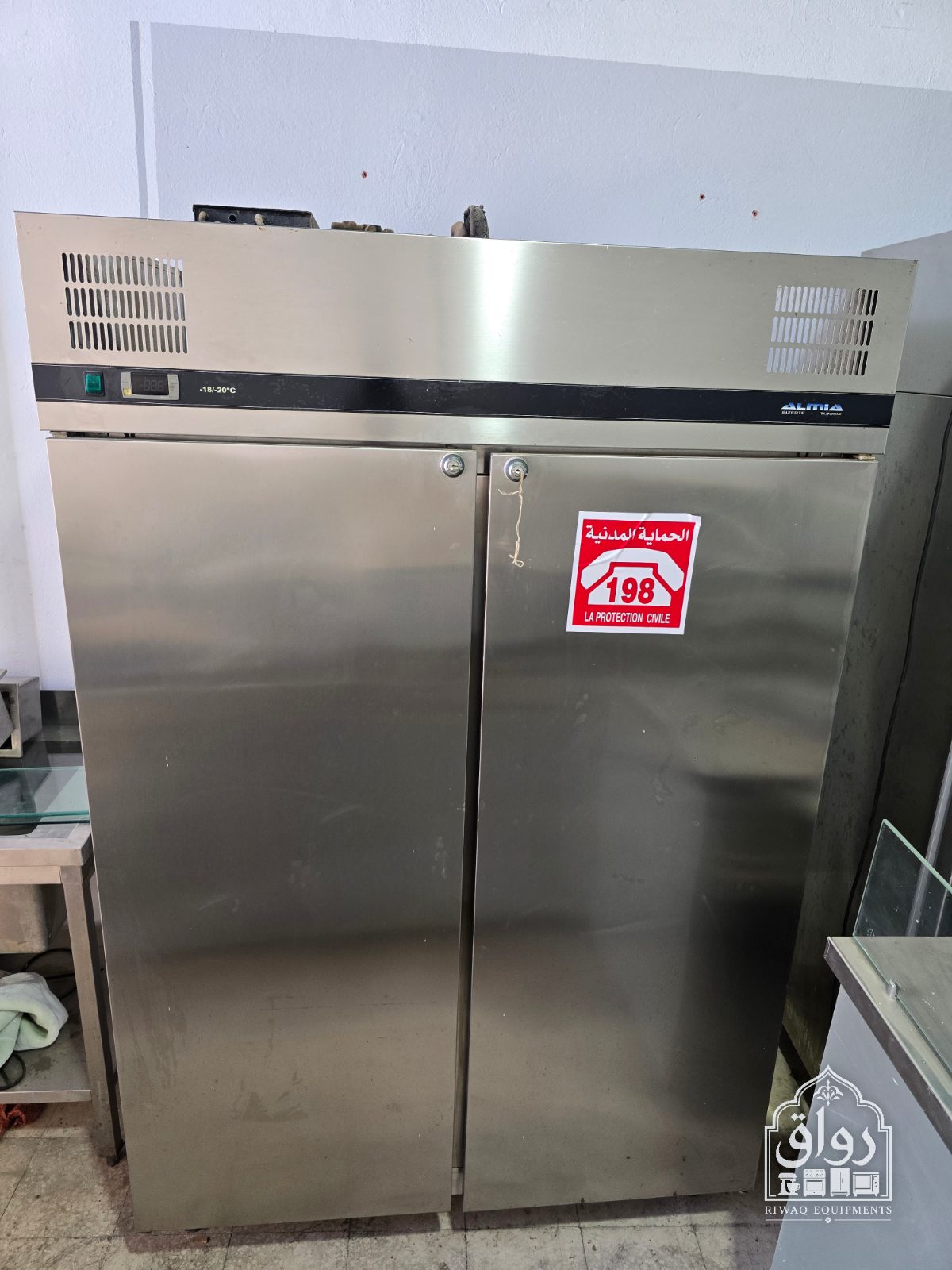 Armoire réfrigérée pâtisserie négatif-18