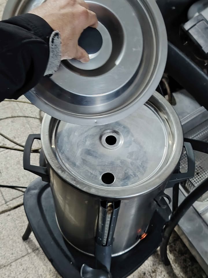 Percolateur thé 10 litres importé italie