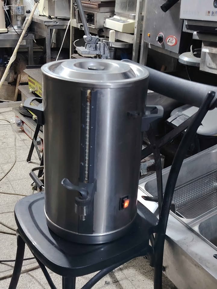 Percolateur thé 10 litres importé italie — miniature 4